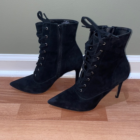 Steve Madden booties - Picture 1 of 7
